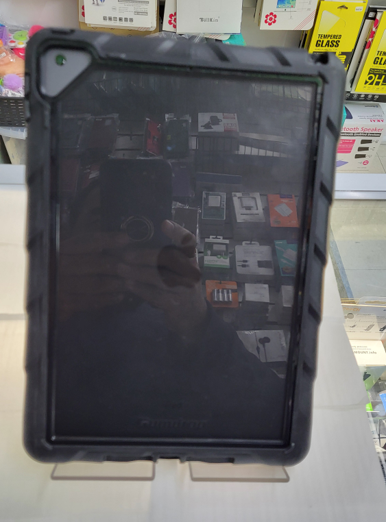 Apple iPad 7th Generation 32GB - photo 4