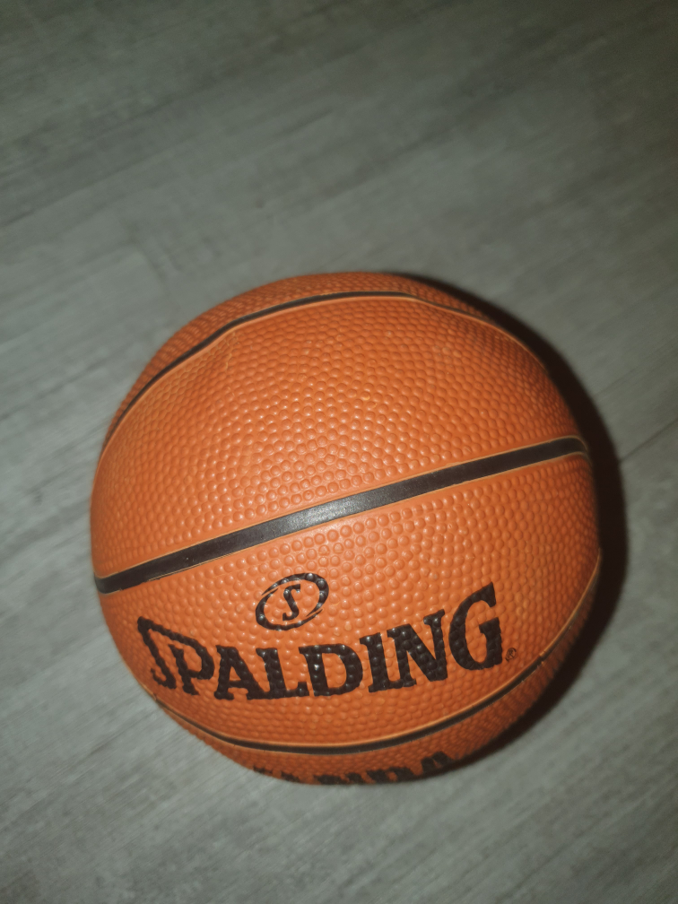 Kids Basketball Hoop & Spalding NBA Ball - photo 4