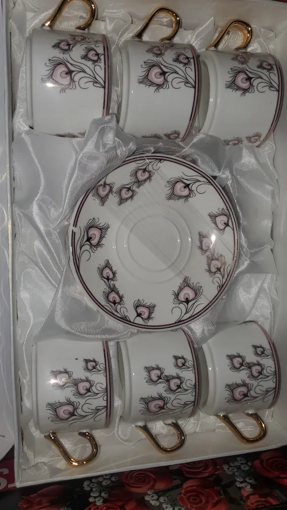 New Tea Cups Set thumbnail