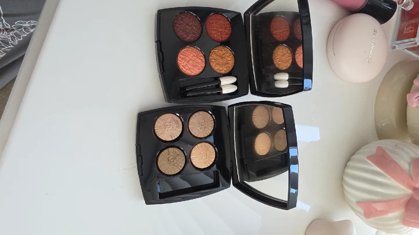 Chanel Eyeshadow Palettes| 50 each thumbnail