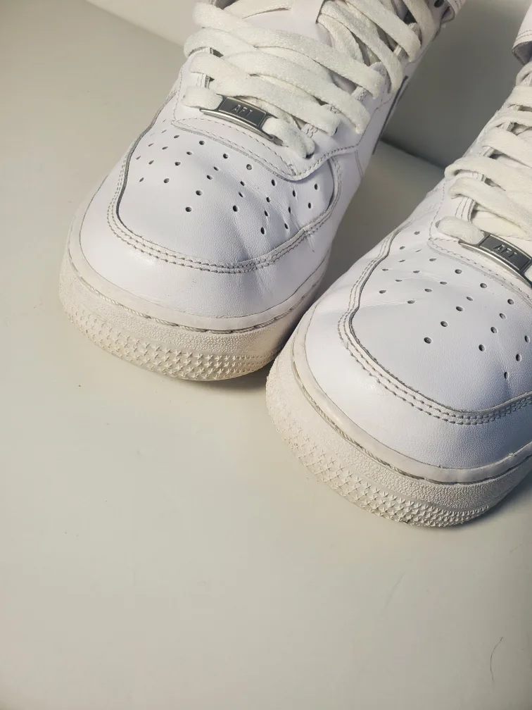 Nike Air Force 1 High '07 White Size 8.5 image indicator(9)