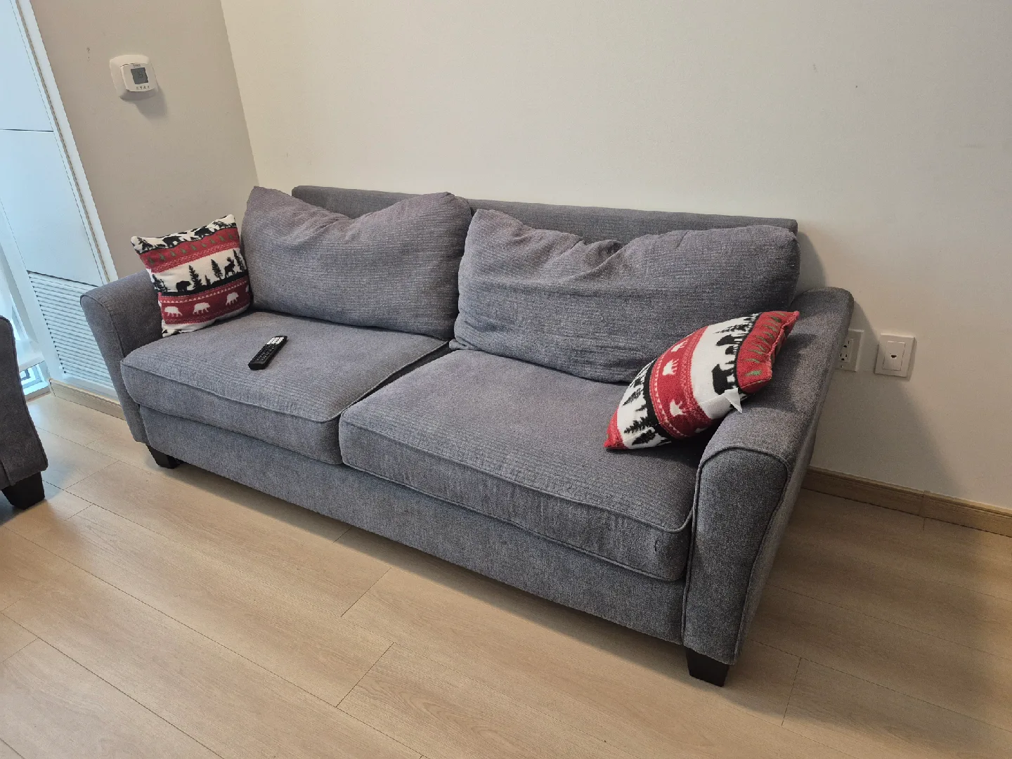 Living Room Set: Sofas, Table, TV Stand image indicator(2)