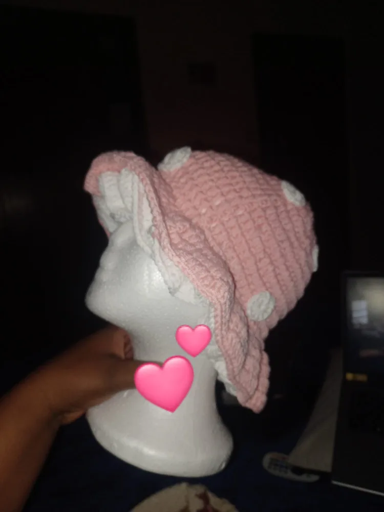 Handmade Crochet Bucket Hats image indicator(3)