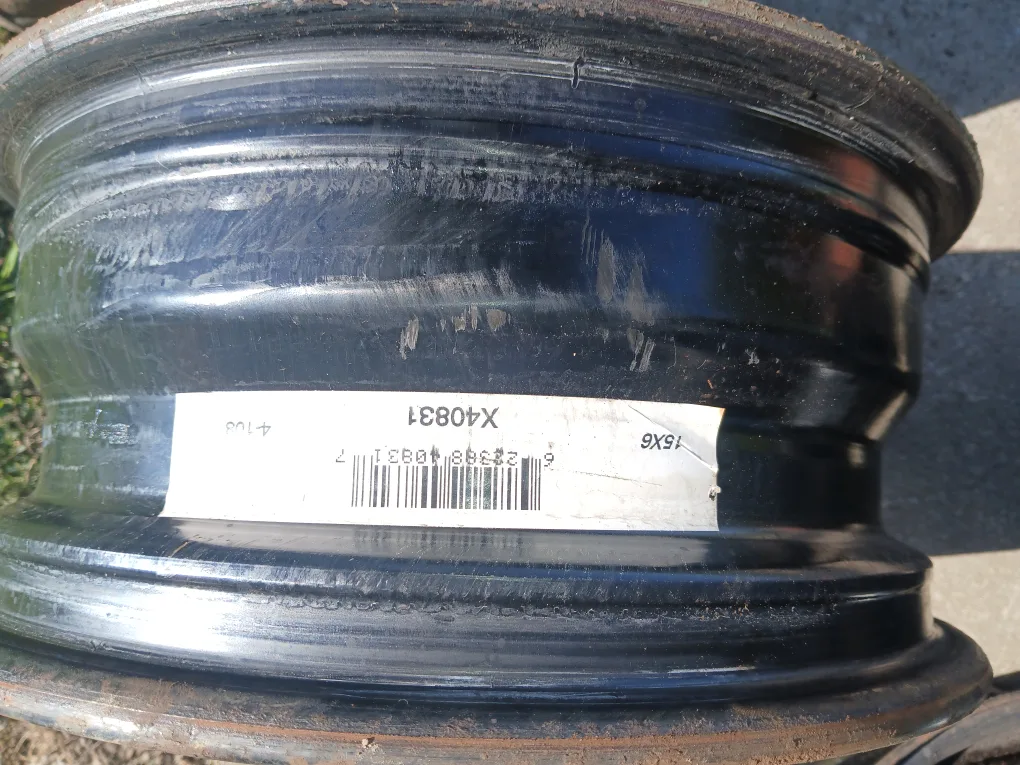 Set of 4 Steel Wheels 15x6 image indicator(2)