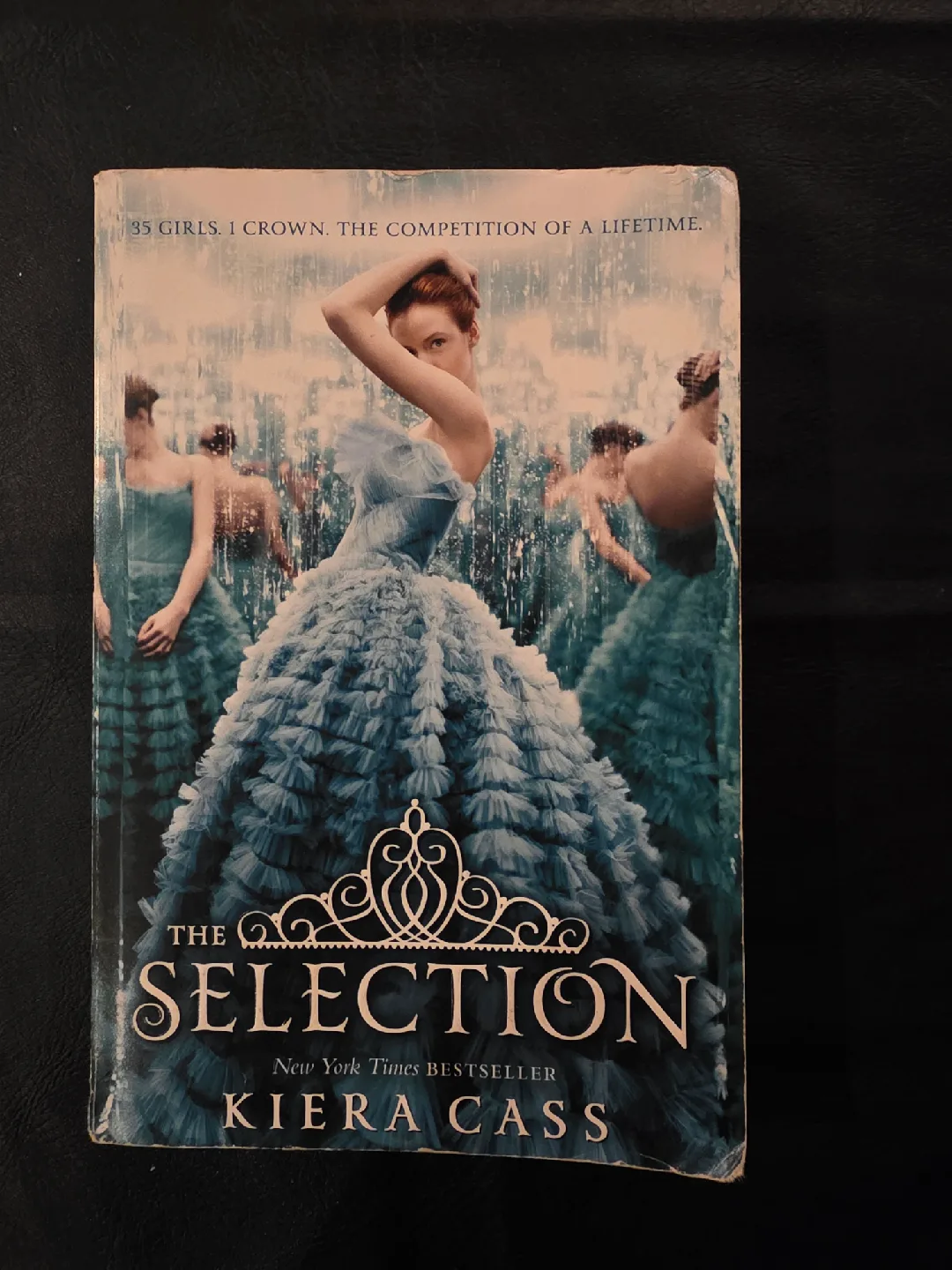 The Selection Series by Kiera Cass (Books 1-5) image indicator(5)
