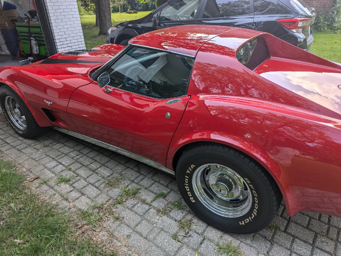 1977 Corvette with 383 Stroker Engine image indicator(2)