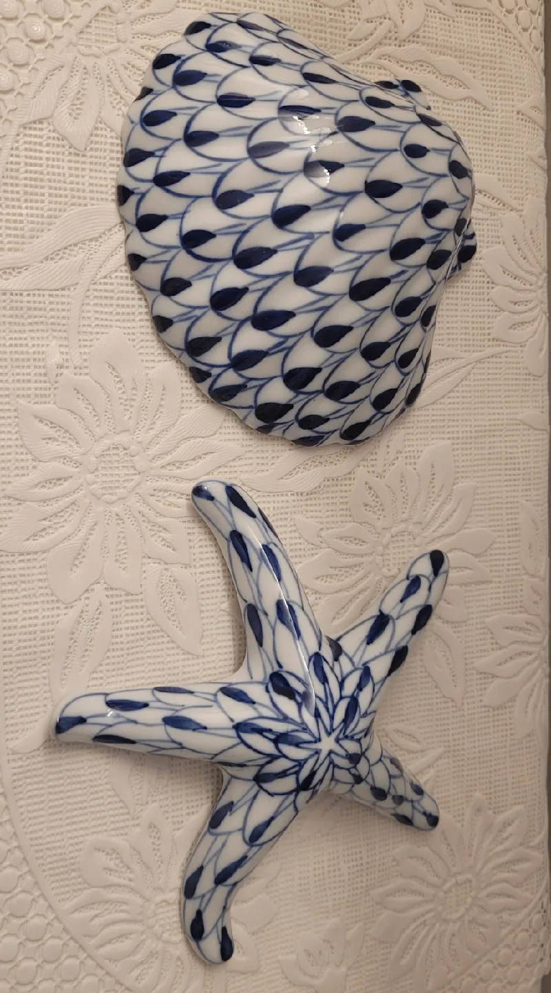 🥕Porcelain Vintage Shell & Starfish thumbnail