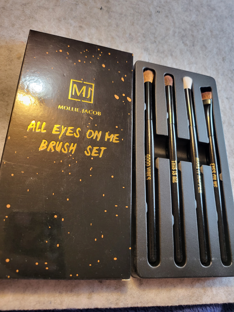 Mollie Jacob All Eyes On Me Brush Set - photo 2