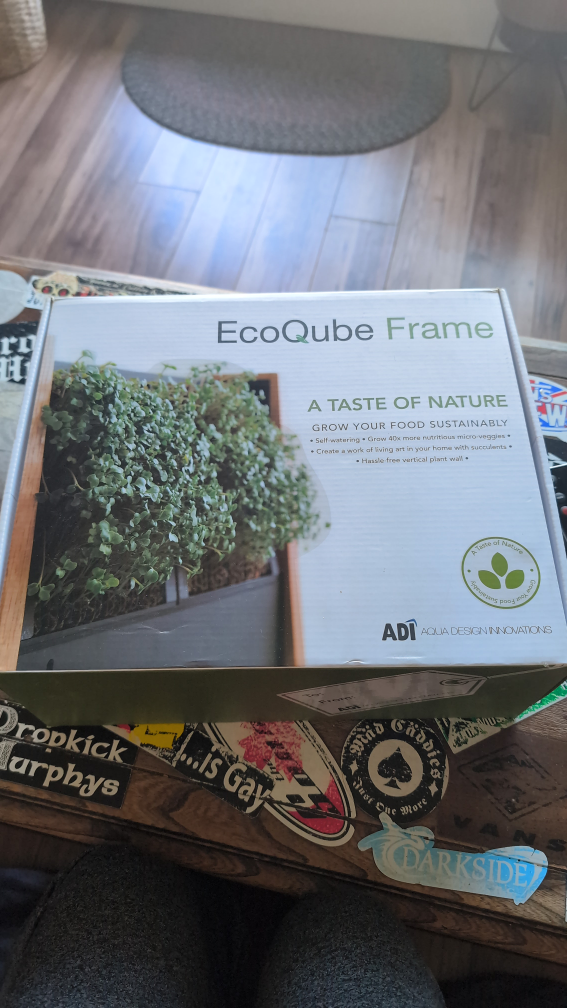 EcoQube Frame - Grow Your Own Food!