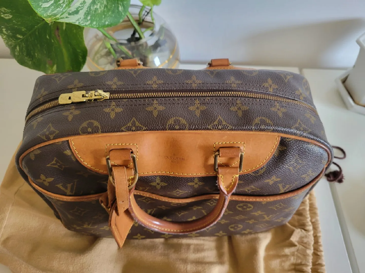 Louis Vuitton Monogram Brown Handbag image indicator(2)