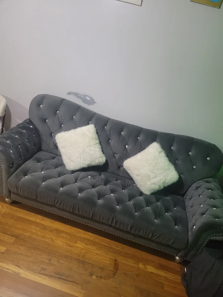 Gray Tufted Chesterfield Style Sofa image indicator(2)