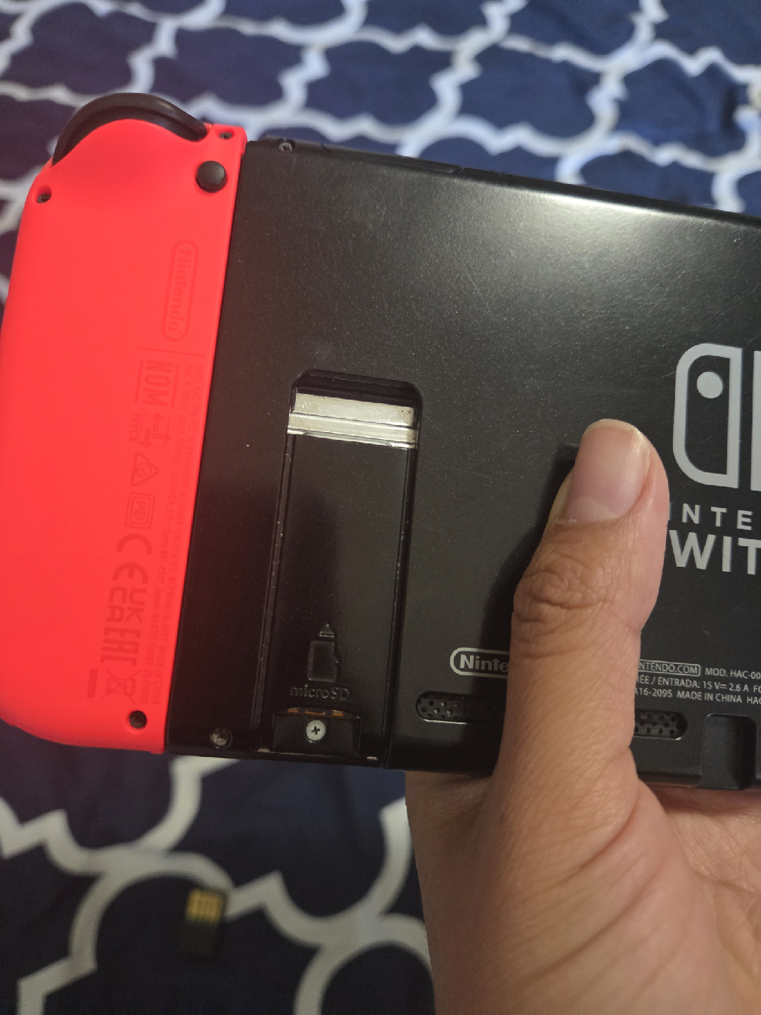 Nintendo Switch Console with Game Cartridge - photo 3