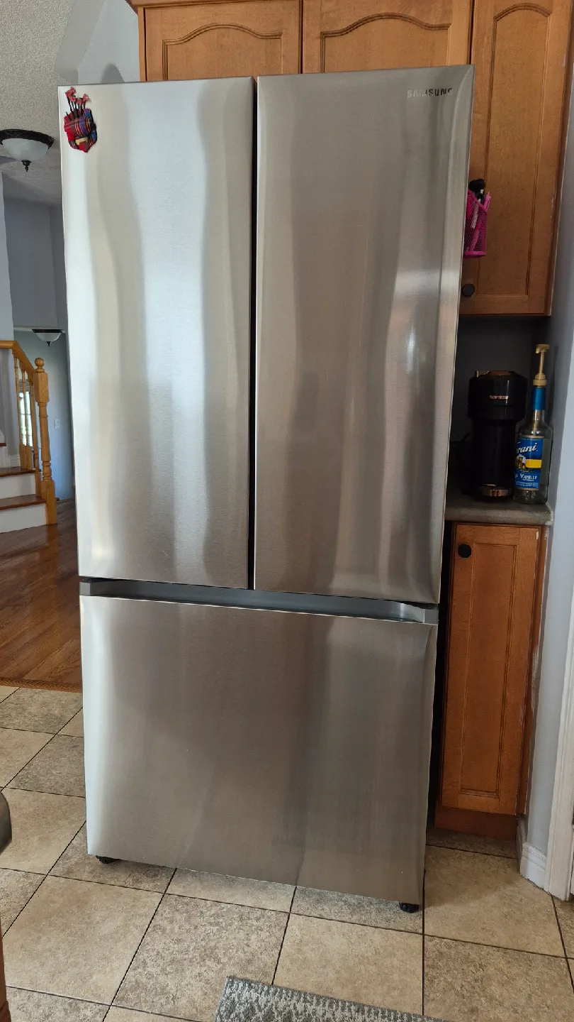 Samsung Stainless Steel French Door Fridge thumbnail