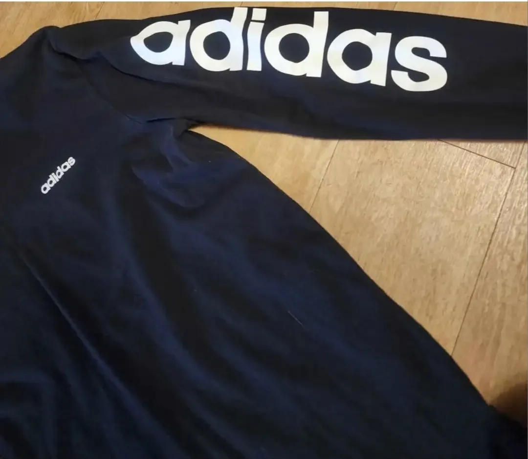 Adidas Black Long Sleeve Hoodie - Size L image indicator(3)