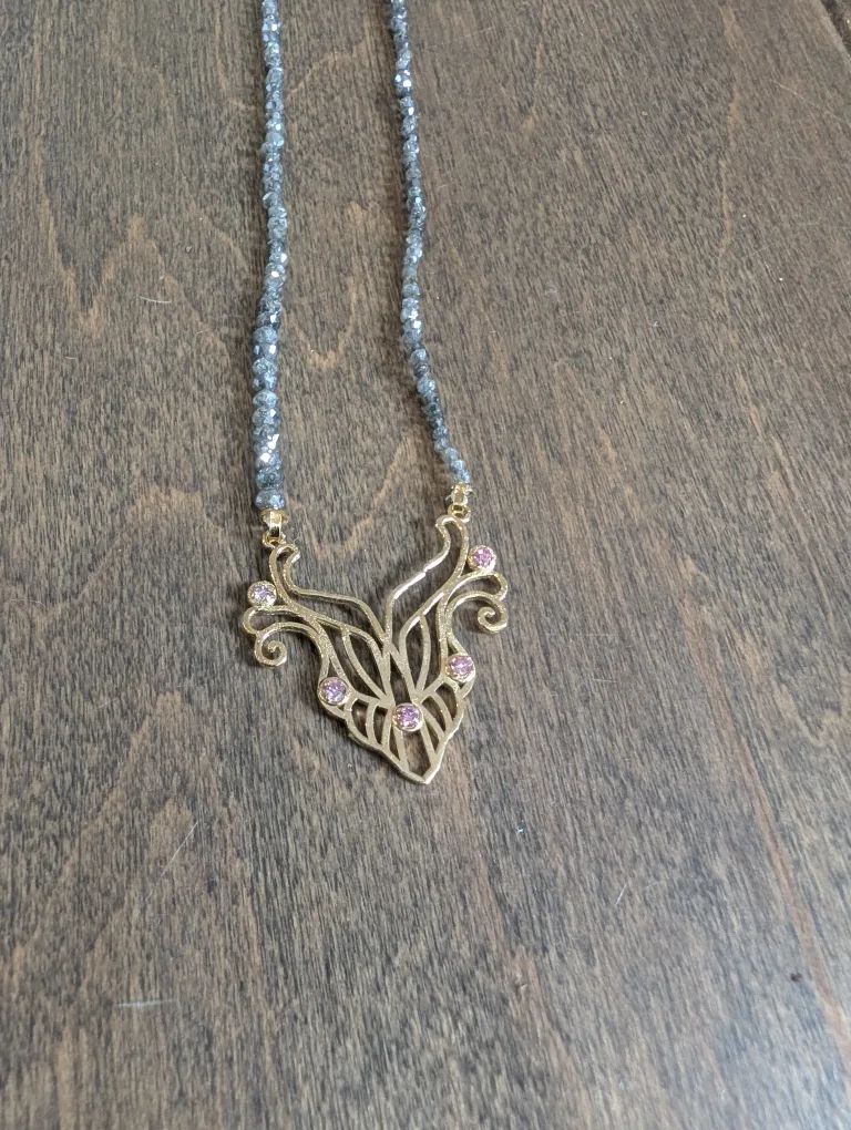 Brand New 10K Yellow Gold Diamond Necklace For Sale image indicator(3)