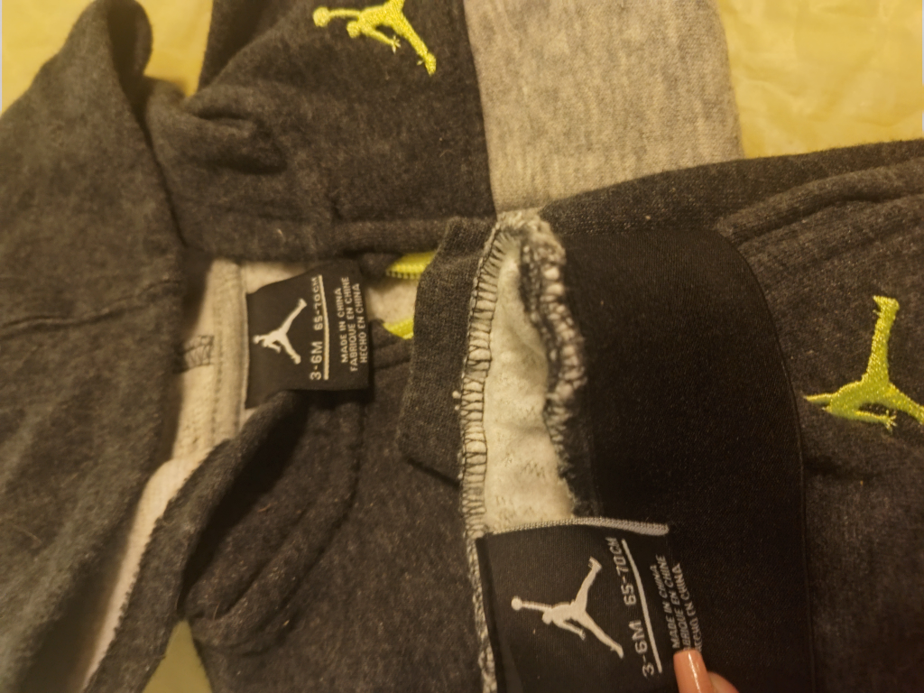 New Jordan Winter Sweatsuit SIze 3/6Months - photo 3
