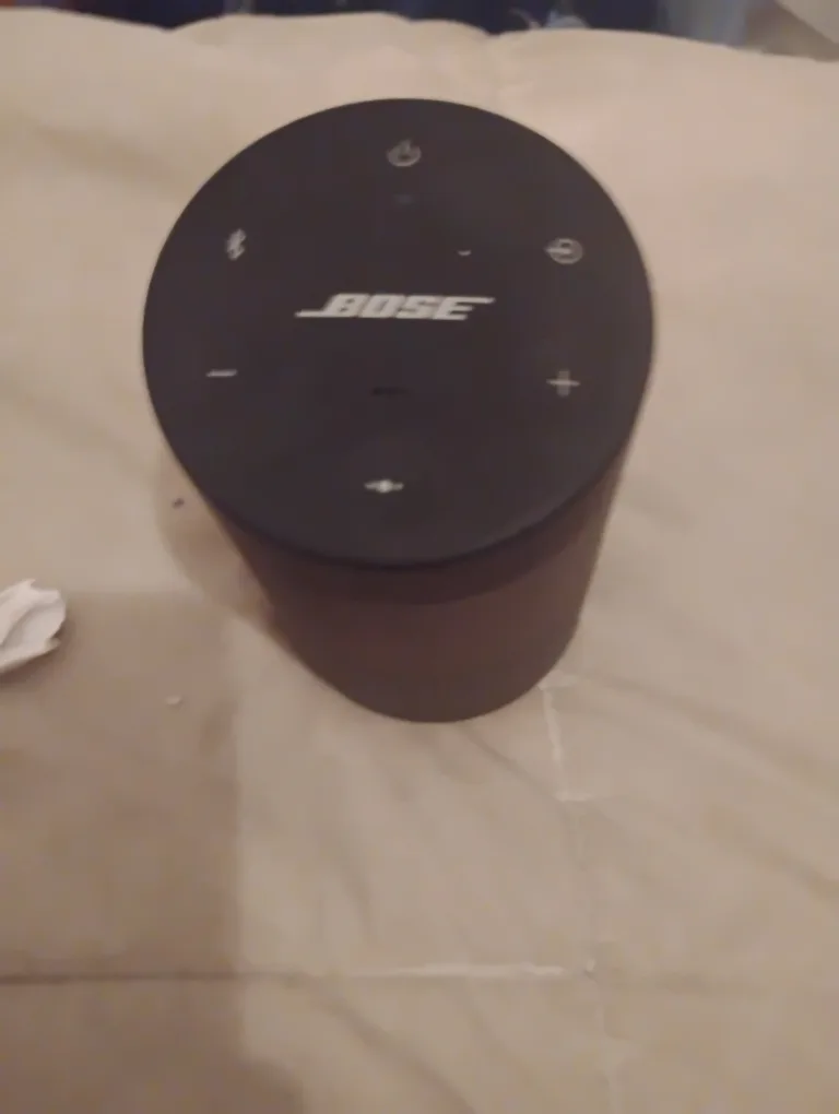 Bose SoundLink Revolve Bluetooth Speaker thumbnail