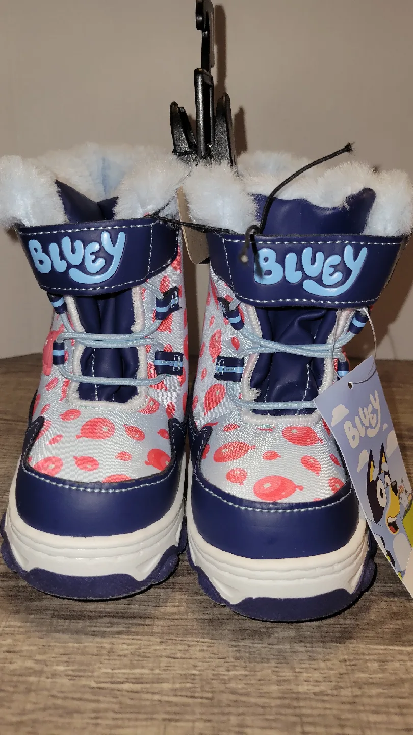 New Bluey Winter Boots size 12 thumbnail