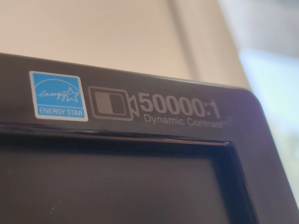 Samsung Monitor 18.5" Flatscreen 🥕 image indicator(4)