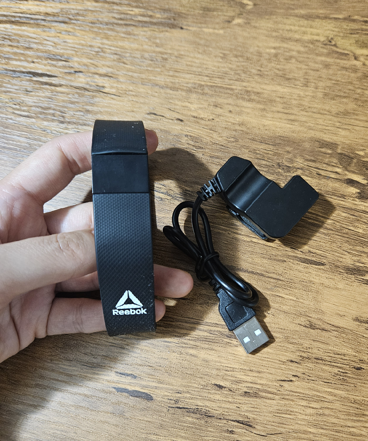 Reebok Fitness Tracker & pedometer with charger 🥕