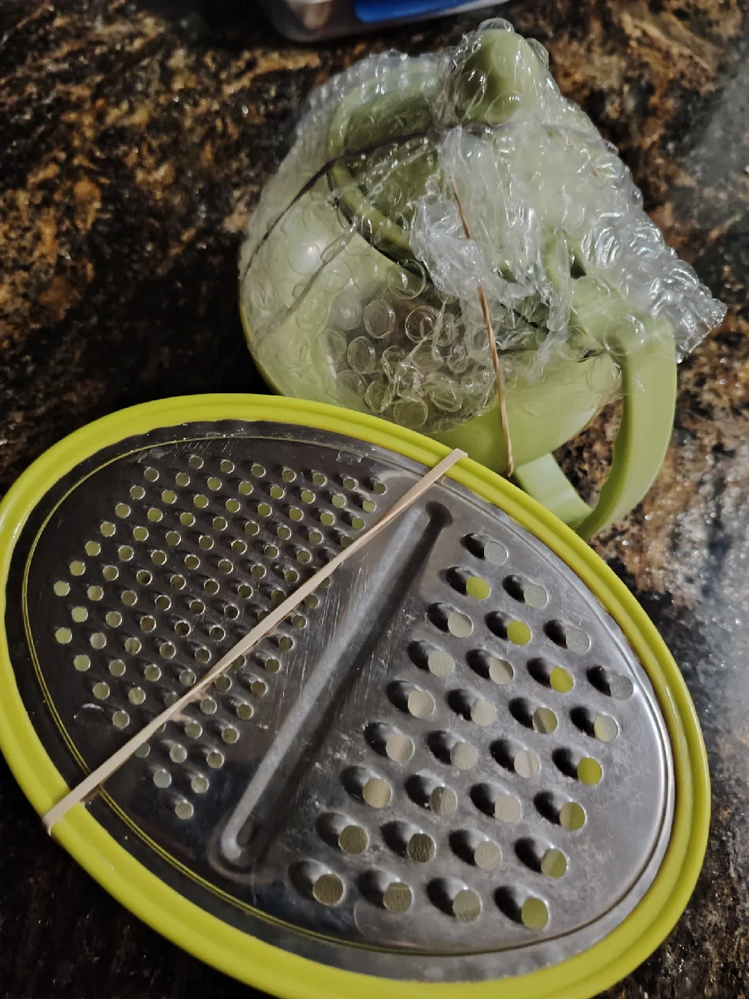 🥕Green Mandoline Slicer & Grater Set thumbnail