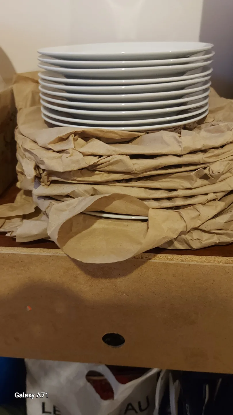 Set of White Plates thumbnail