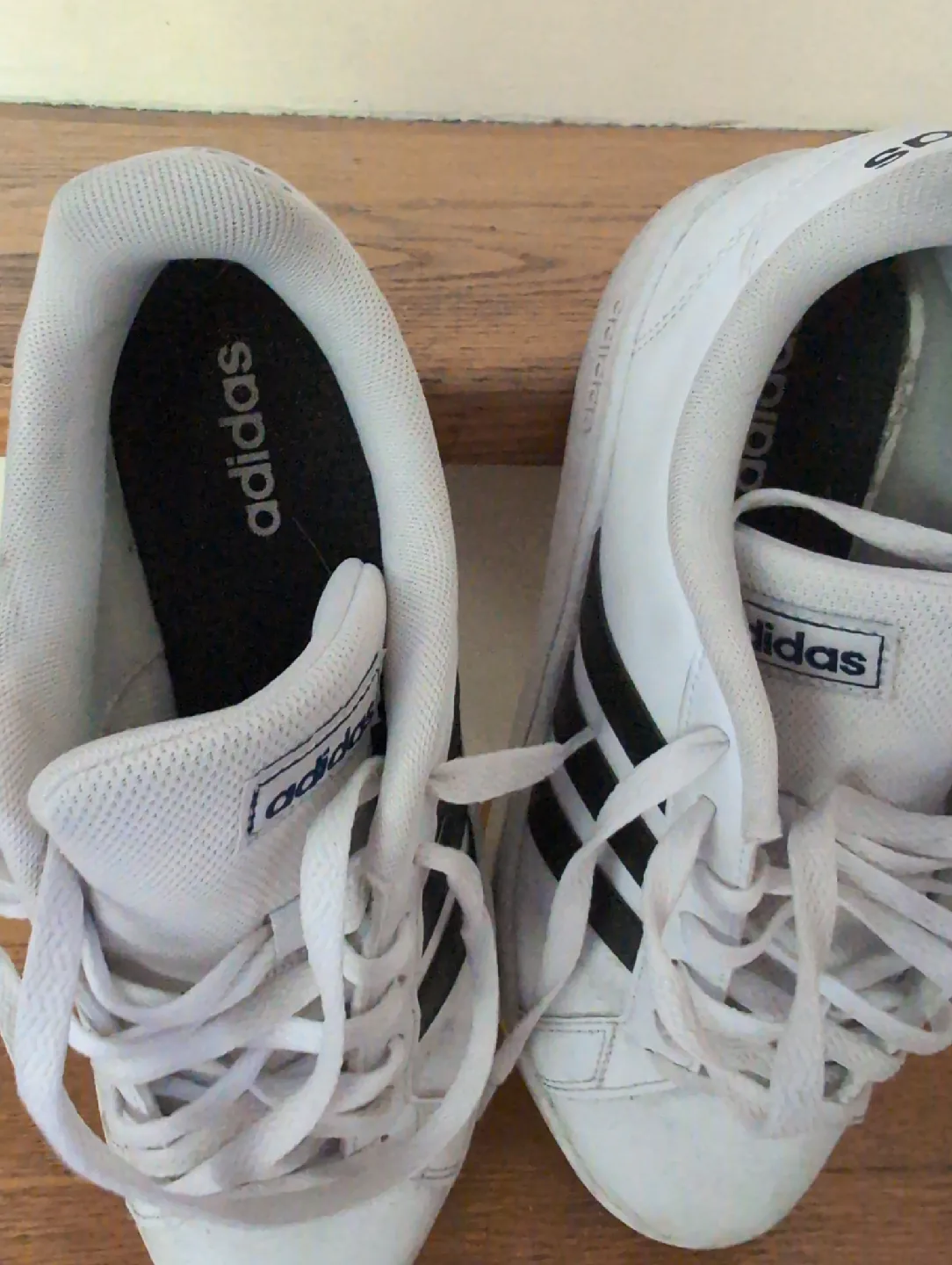 Adidas Grand Court White Sneakers - US 8 image indicator(3)