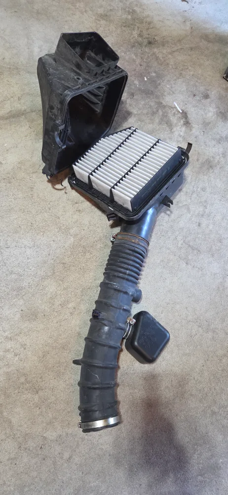 Used Car Parts - Headlights, Spoiler, Exhaust image indicator(3)