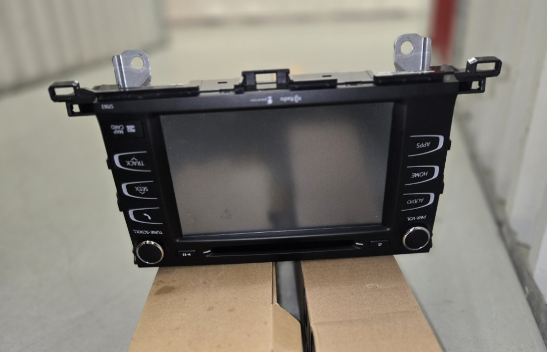 Toyota Car Stereo System - photo 3