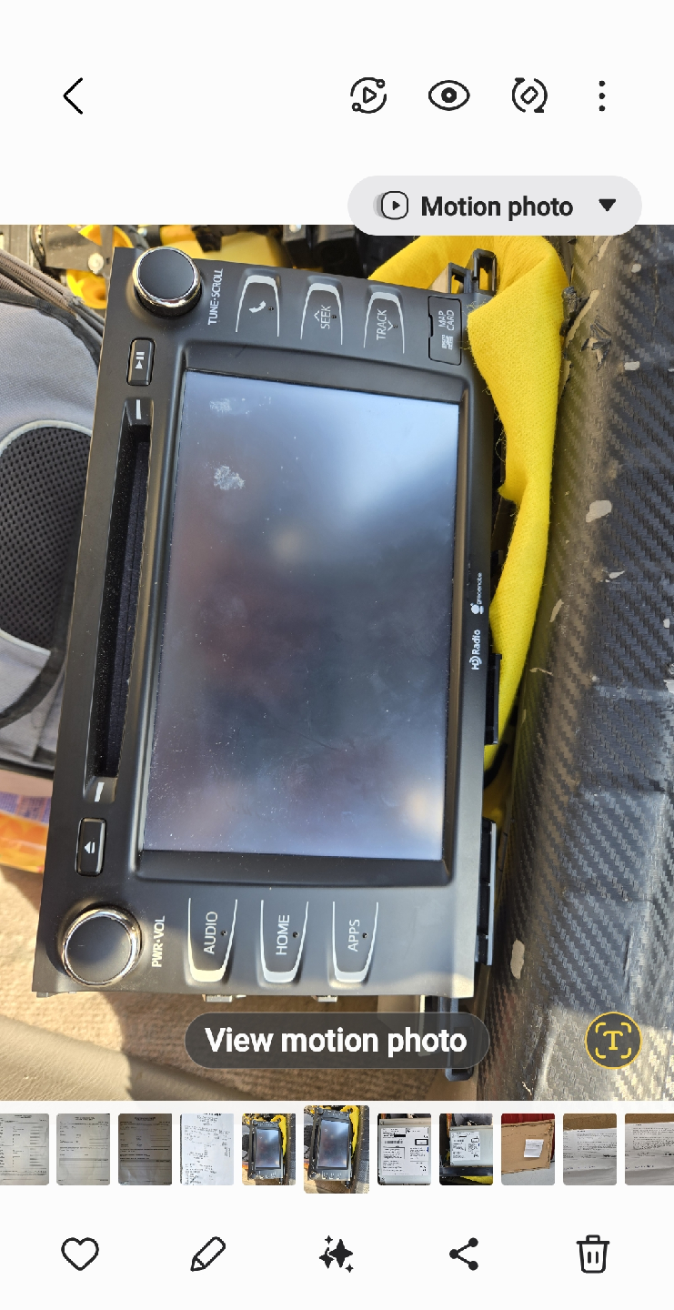 Toyota Car Stereo System - photo 4
