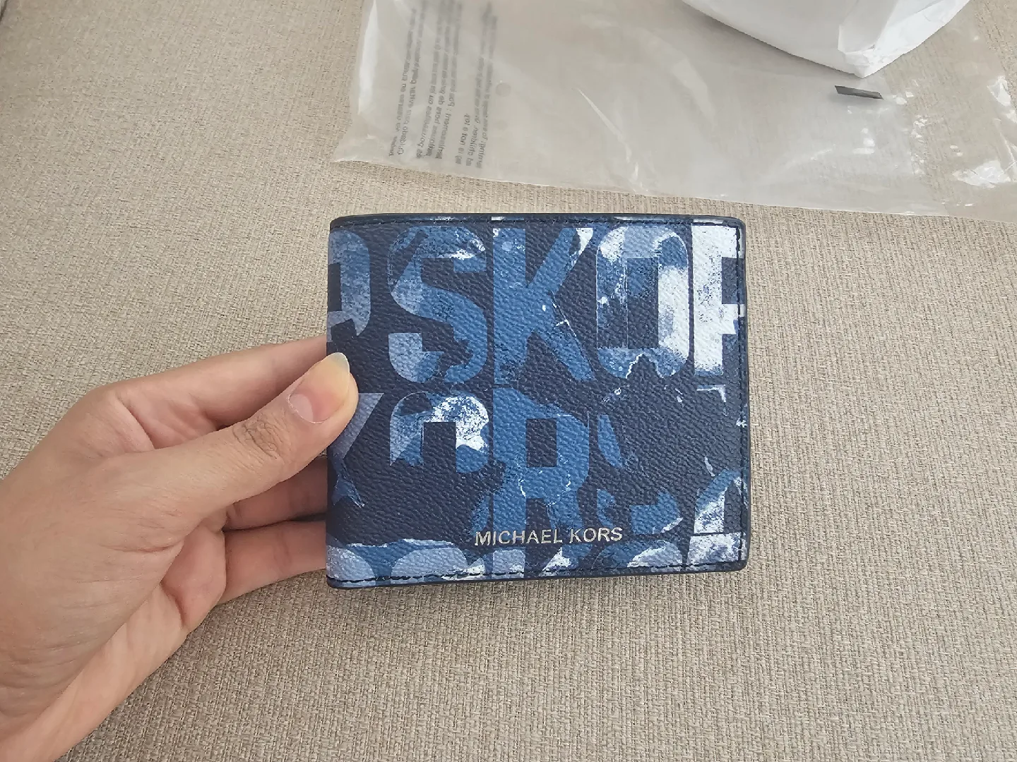 Authentic Brand New Michael Kors Blue Leather Wallet thumbnail