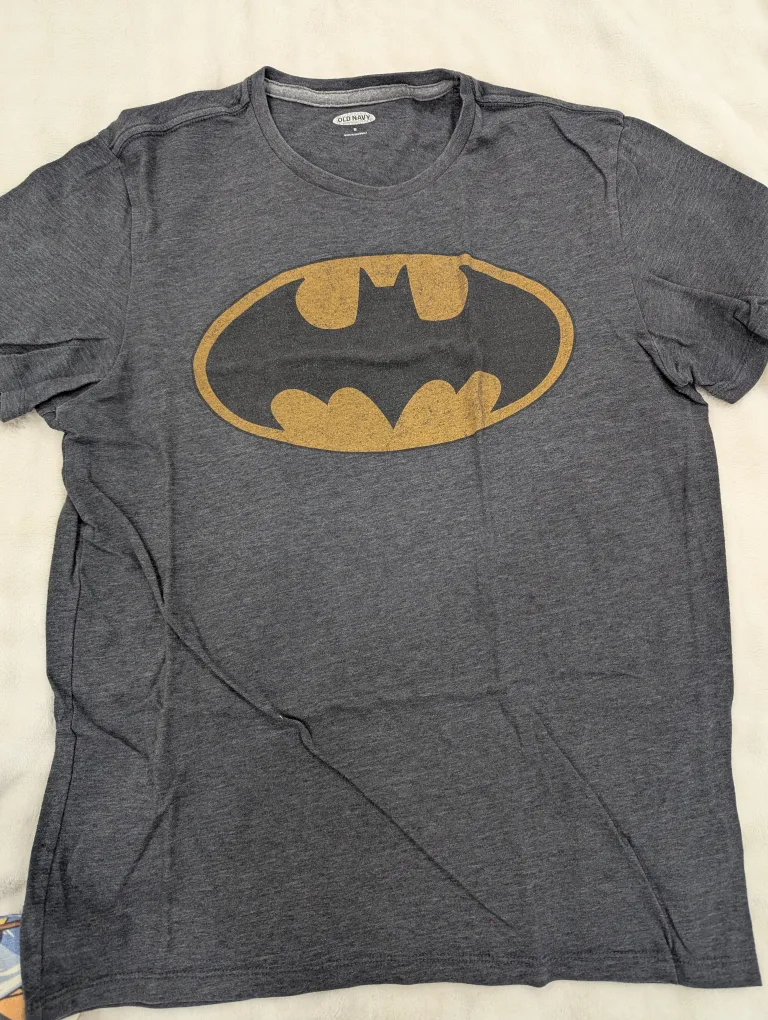 Assorted Graphic M-size T-Shirt Bundle image indicator(5)