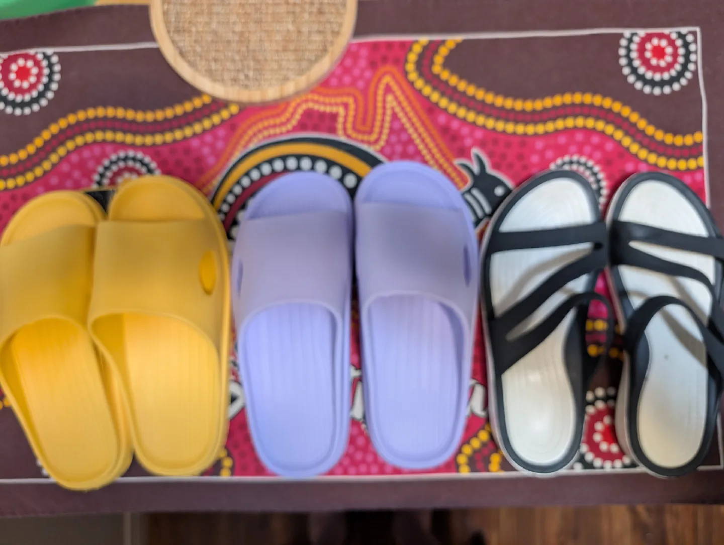 Assorted Women's Sandals thumbnail