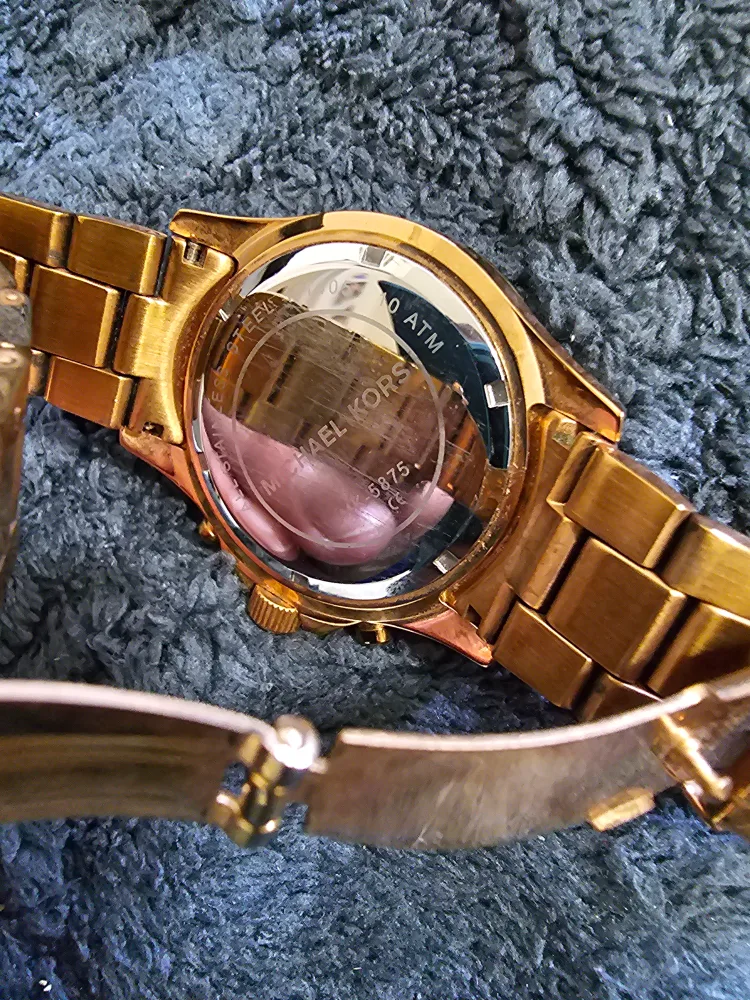 Michael Kors Gold Women's Watch with Box image indicator(2)