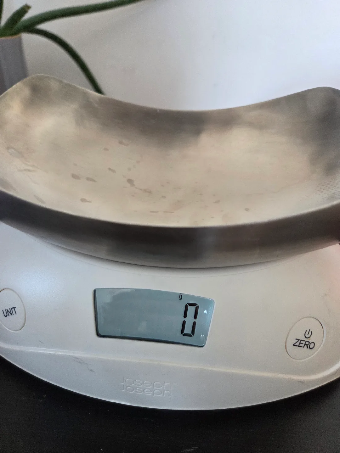 Joseph Joseph Scales with Bowl image indicator(3)