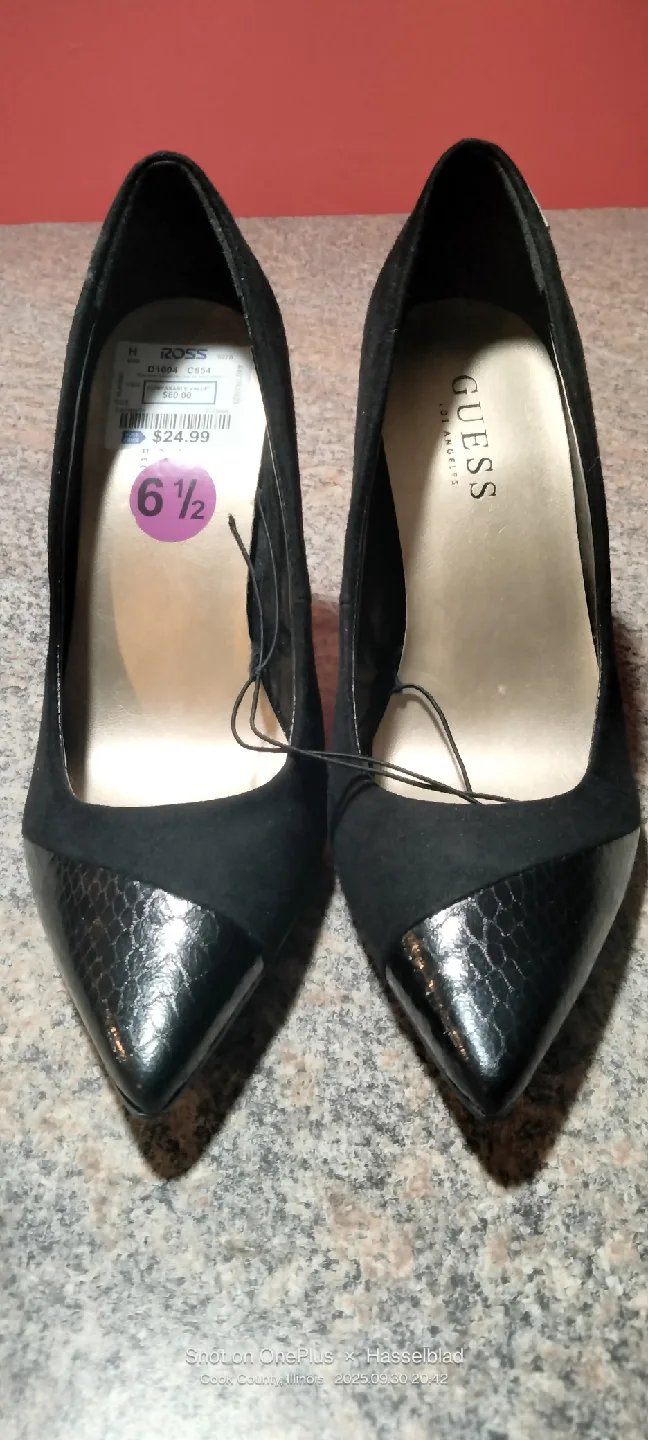 Guess Black Heels Size 6.5 thumbnail