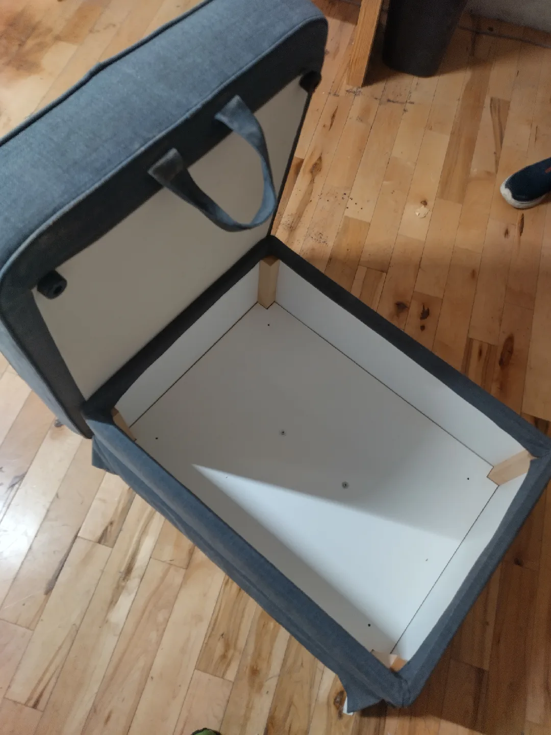 Storage Ottoman - Gray image indicator(4)