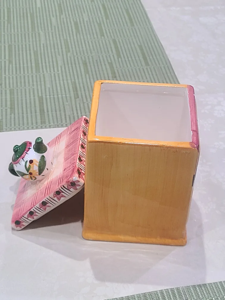 Country Kitchen Ceramic Tea Canister image indicator(3)