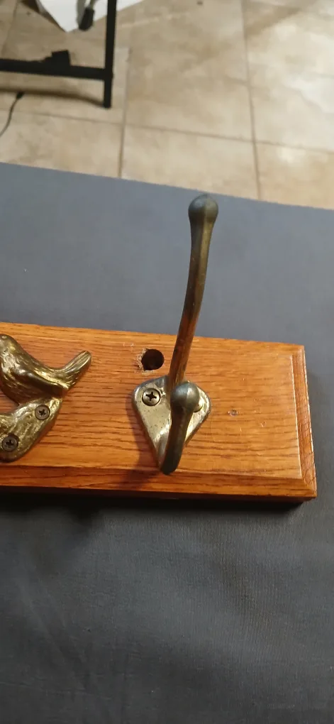 Wooden Coat Rack with Bird Hooks image indicator(4)