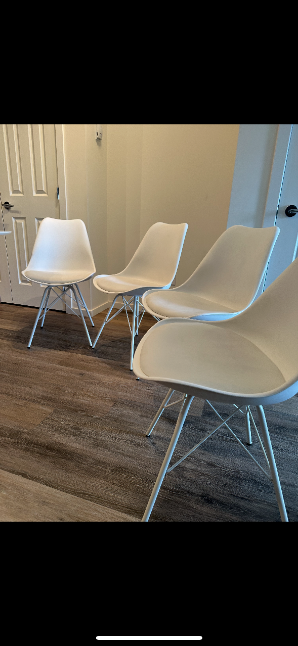 White Round Dining Table with 4 Chairs - photo 3