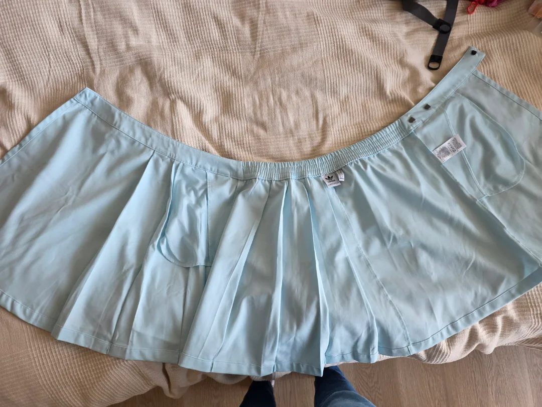 Adidas Pleated Skirt - Size S image indicator(2)