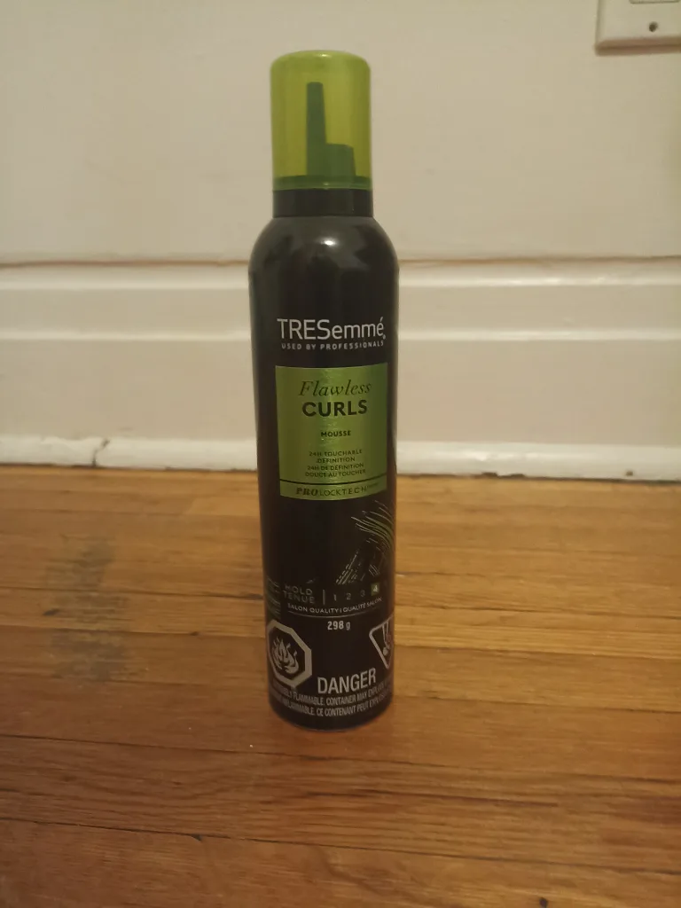 TRESemmé Flawless Curls Mousse
