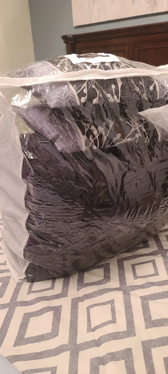 Queen size comforter image indicator(6)