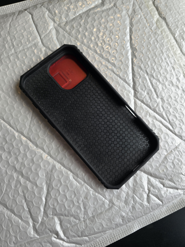 two iPhone Pro Max cases - photo 3