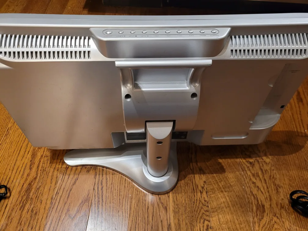 Malata LTD-1710 LCD TV with Power Adapter🥕 image indicator(3)