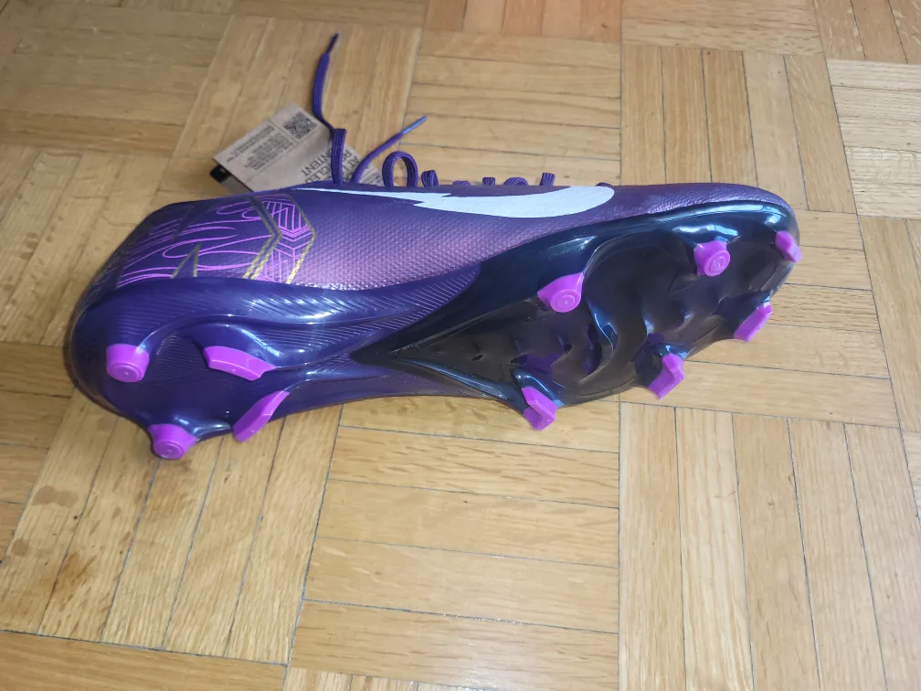Kylian Mbappe Nike Mercurial Vapor 16 FG Purple Soccer Cleats image indicator(3)