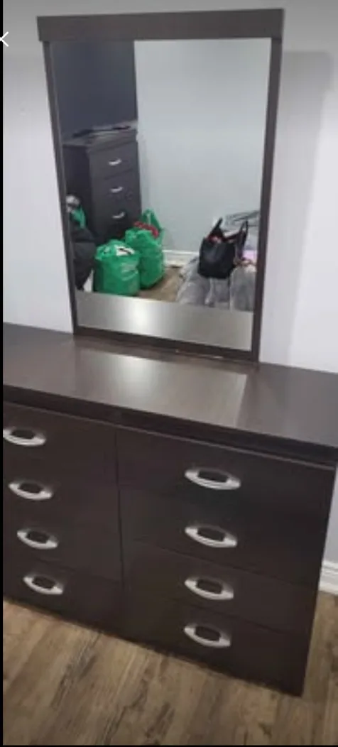 Dark Brown Dresser Set image indicator(2)