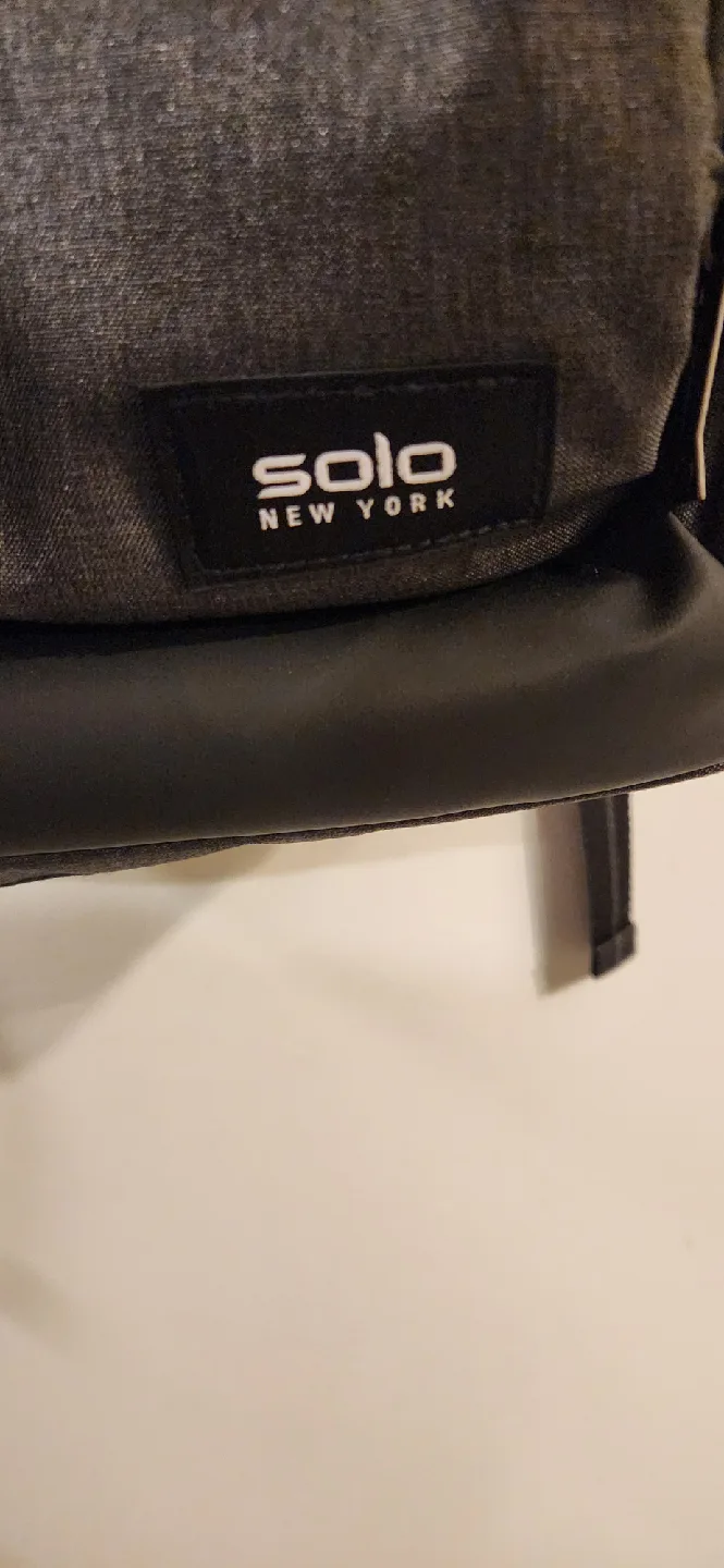 Solo New York Grey Backpack image indicator(5)