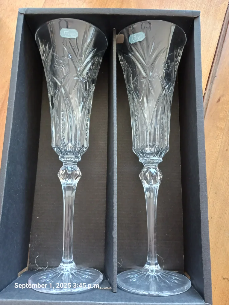 Cristal G. Durand Vincennes Flutes - Set of 2 image indicator(2)