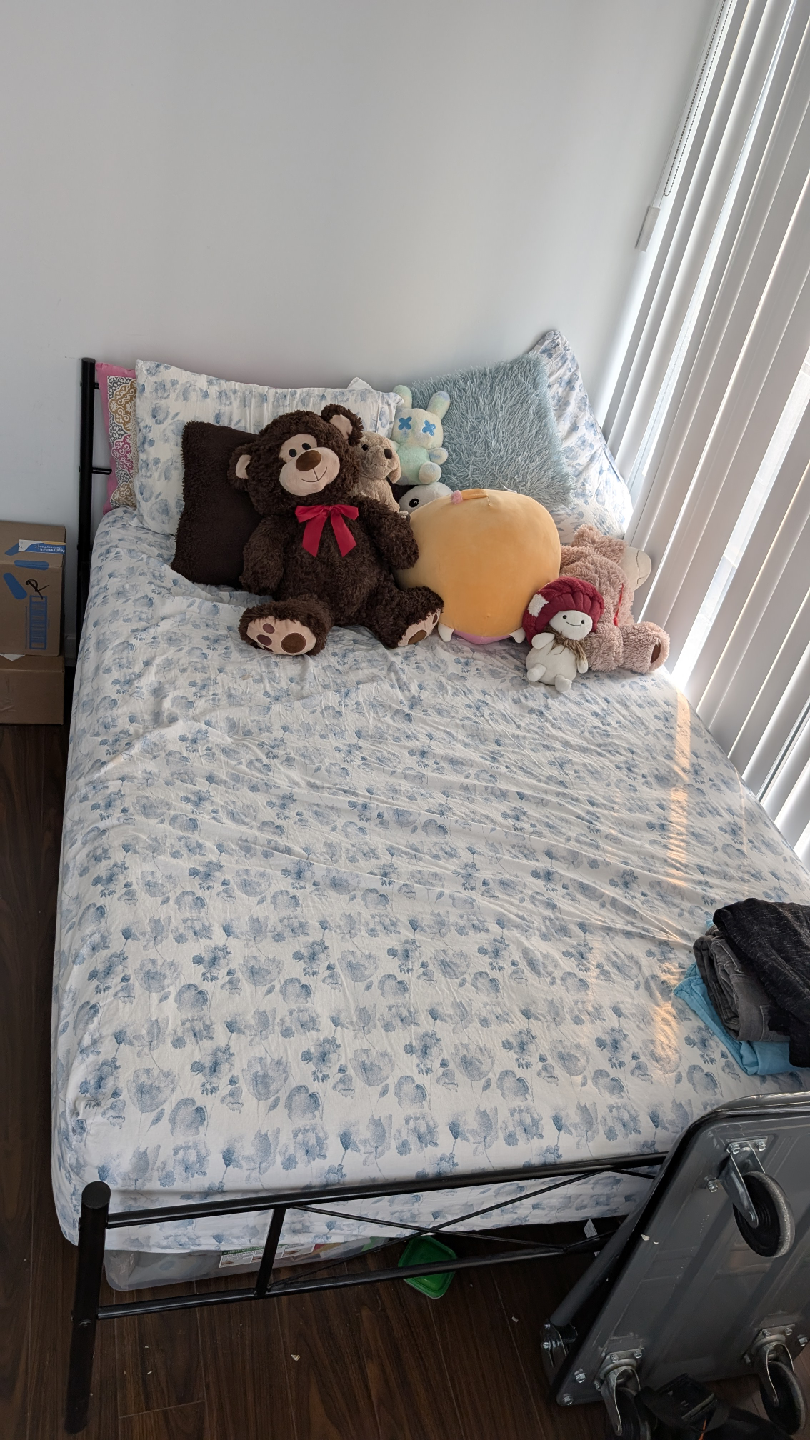 Double Bed and Desk - photo 5